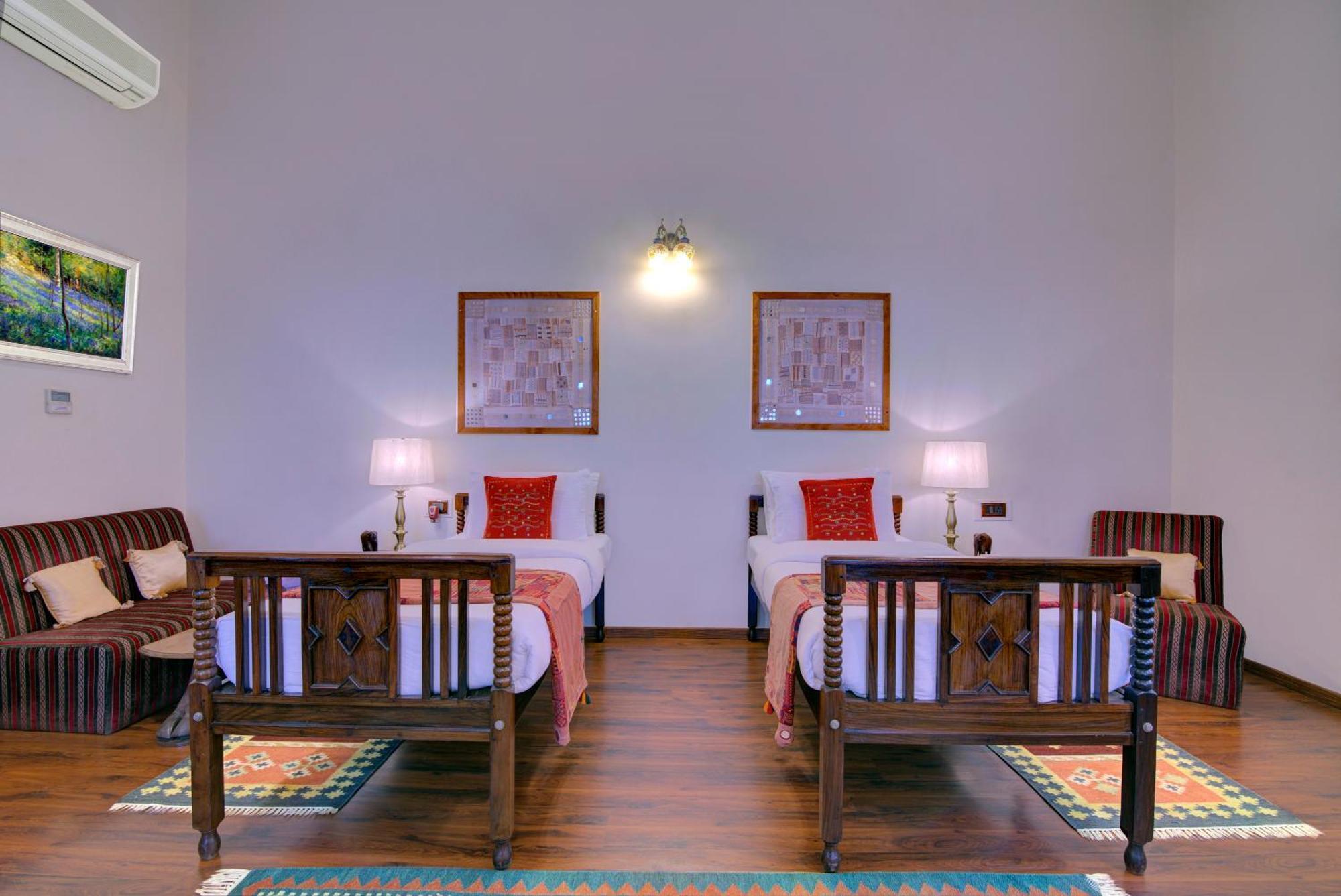 WelcomHeritage Shivavilas Palace, HAMPI Hospet Exterior foto