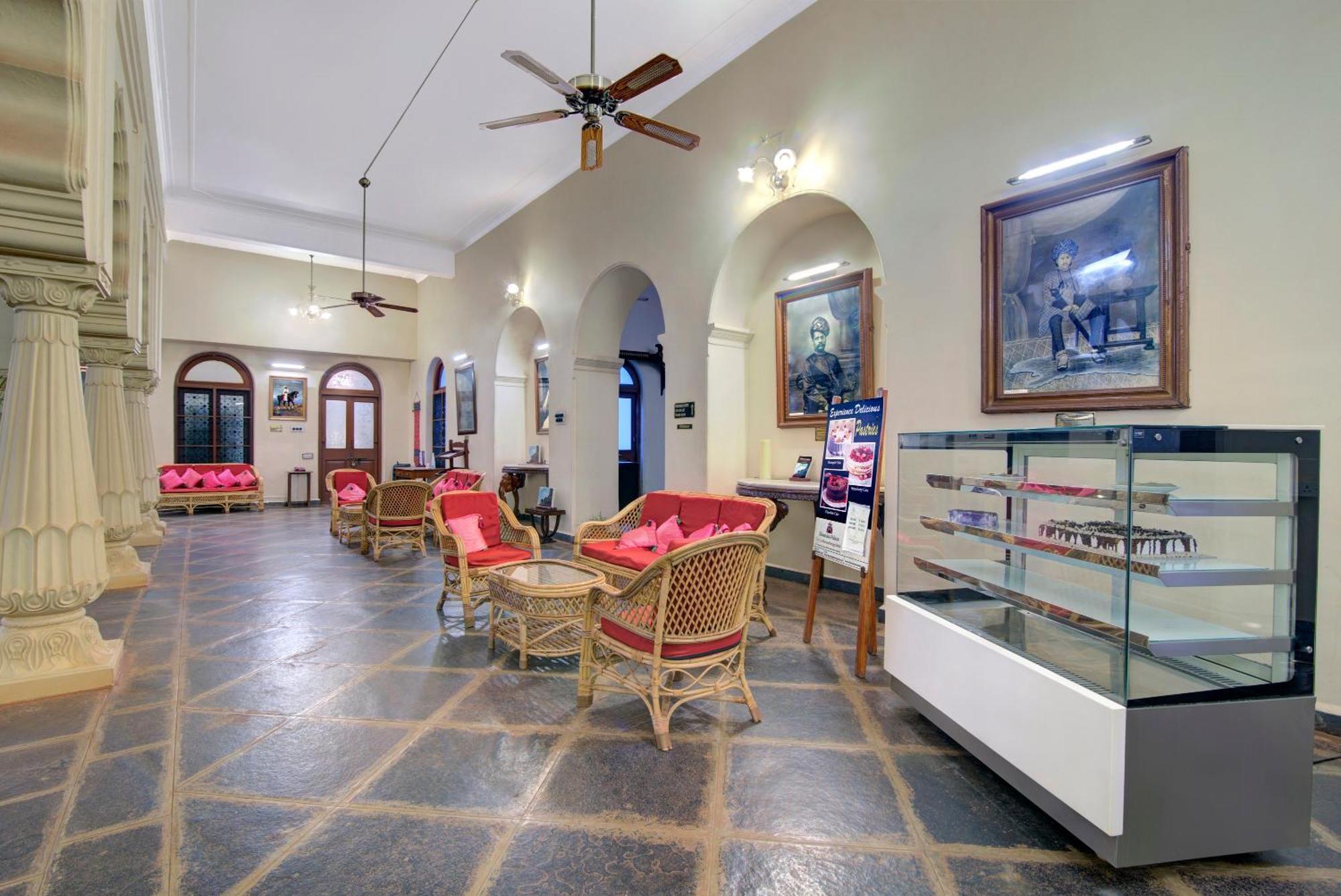 WelcomHeritage Shivavilas Palace, HAMPI Hospet Exterior foto