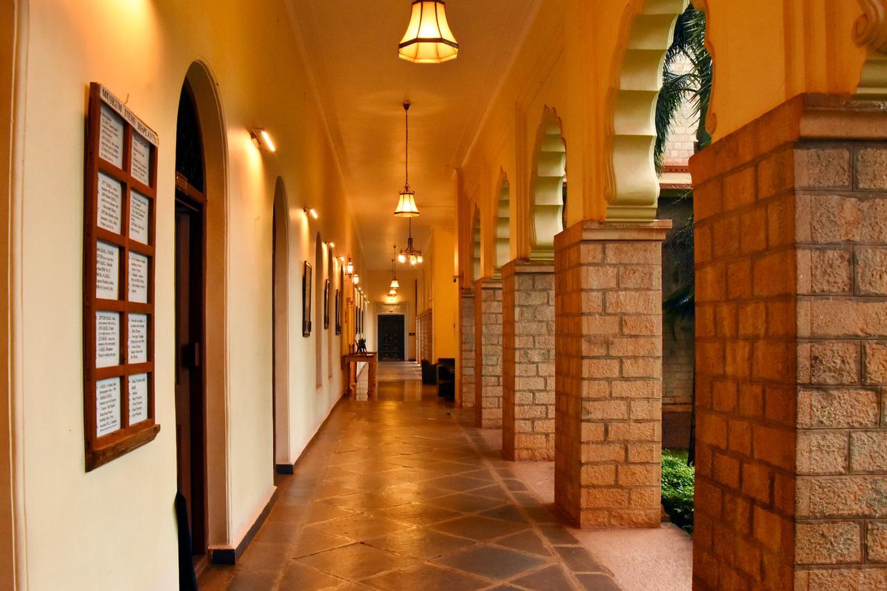 WelcomHeritage Shivavilas Palace, HAMPI Hospet Exterior foto