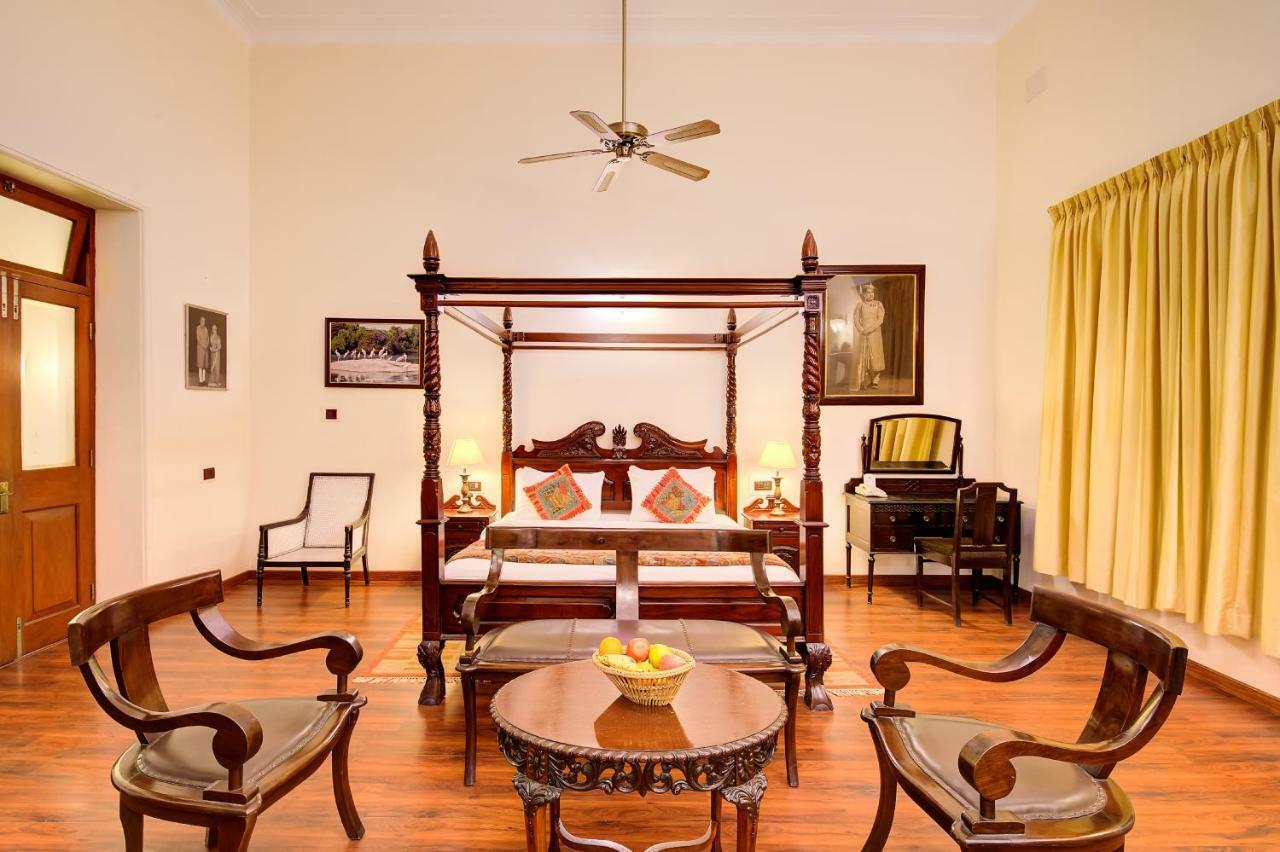 WelcomHeritage Shivavilas Palace, HAMPI Hospet Exterior foto