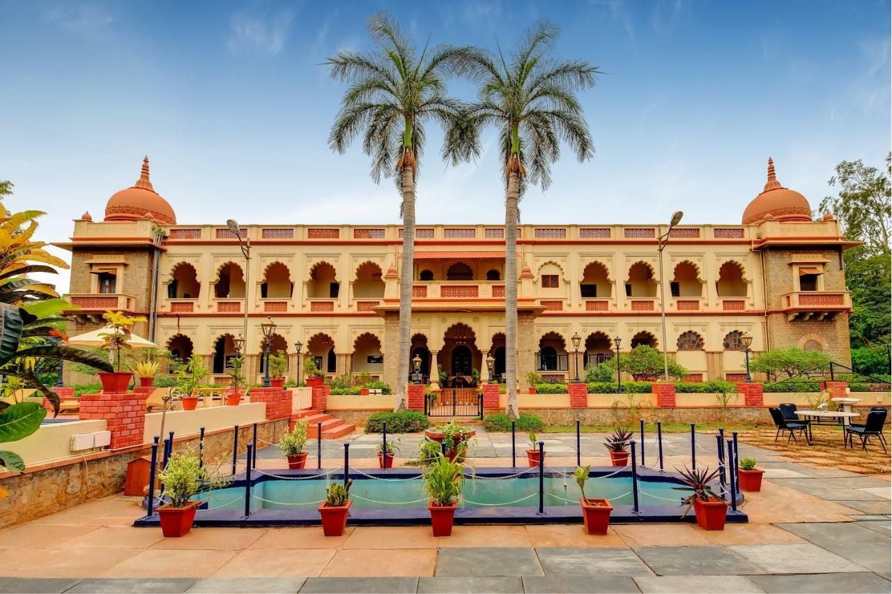 WelcomHeritage Shivavilas Palace, HAMPI Hospet Exterior foto
